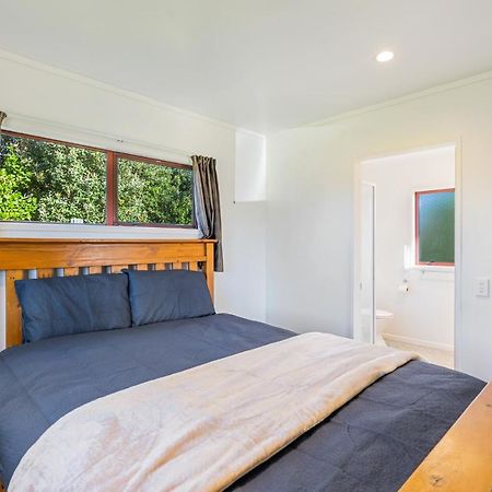 Cottage On Rutherford - Waikanae Holiday Home Exterior photo