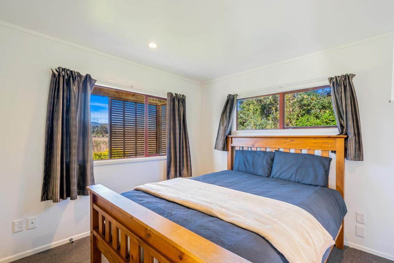 Cottage On Rutherford - Waikanae Holiday Home Exterior photo